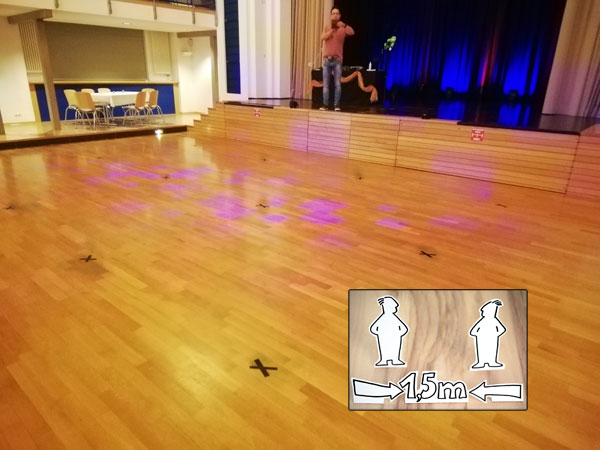 Saal-Coronaabstand